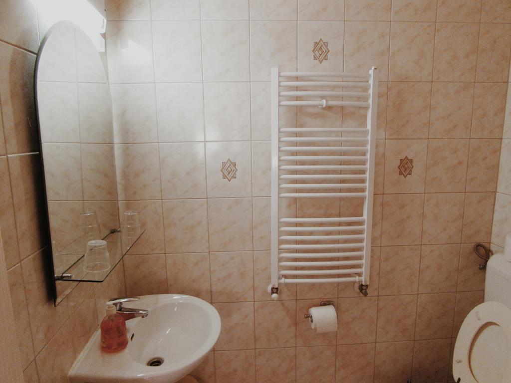 Panama Motel Székesfehérvár Zewnętrze zdjęcie
