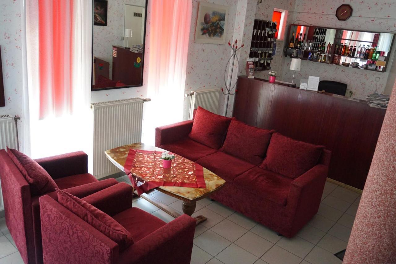 Panama Motel Székesfehérvár Zewnętrze zdjęcie